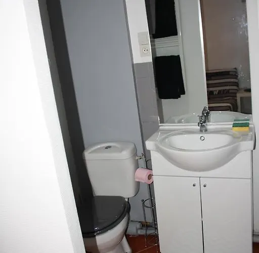 Le Charleston Hébergement de vacances *